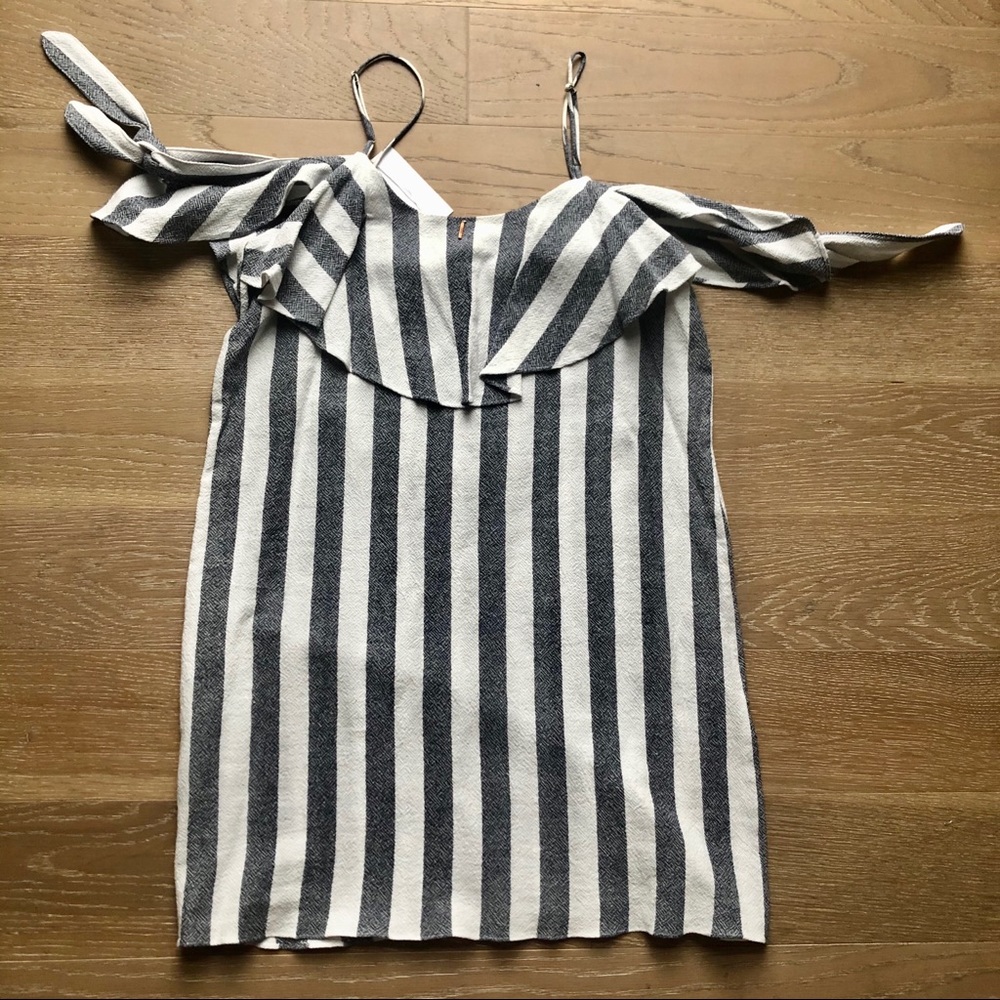 Misa Los Angelos stripe dress - Picture 5 of 6